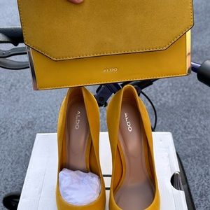 Aldo heels with matching purse size 7